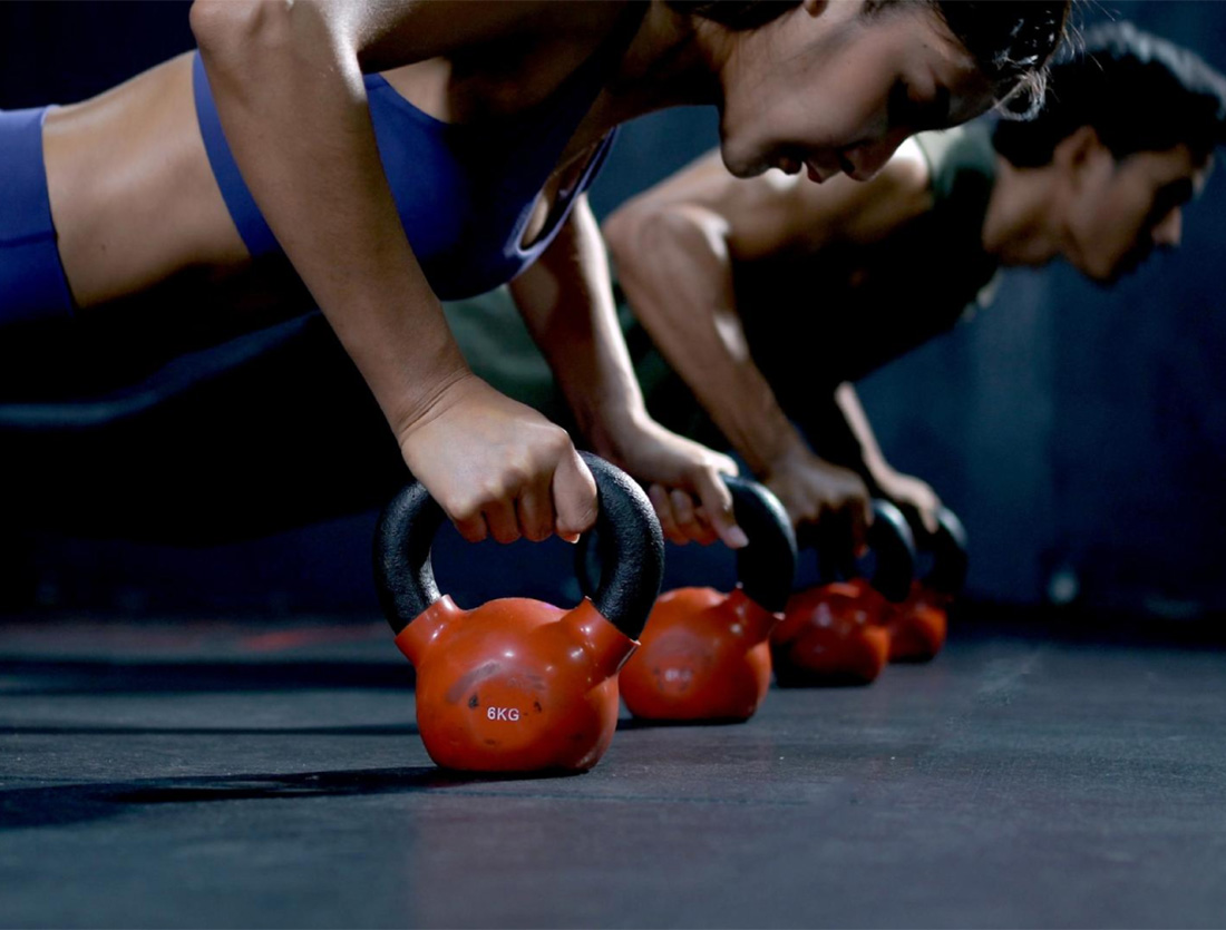 世界屈指のインストラクターによるバーチャルフィットネスレッスン